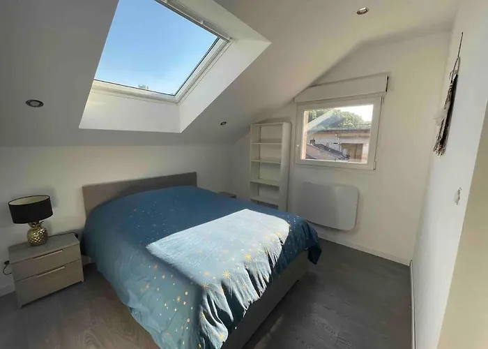 Duplex Cosy Nancy A 10 Minutes