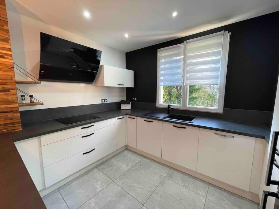 Duplex Cosy Nancy A 10 Minutes